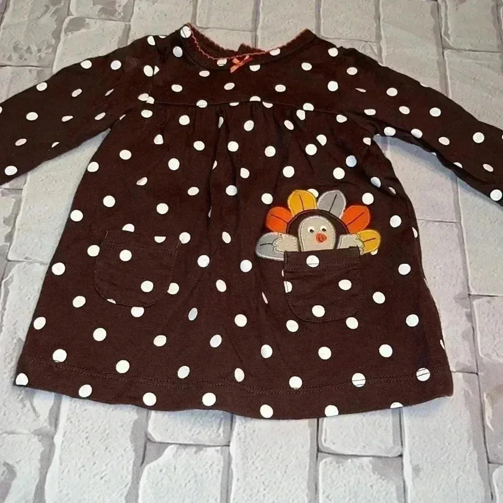 CARTERS size 3 mos dress